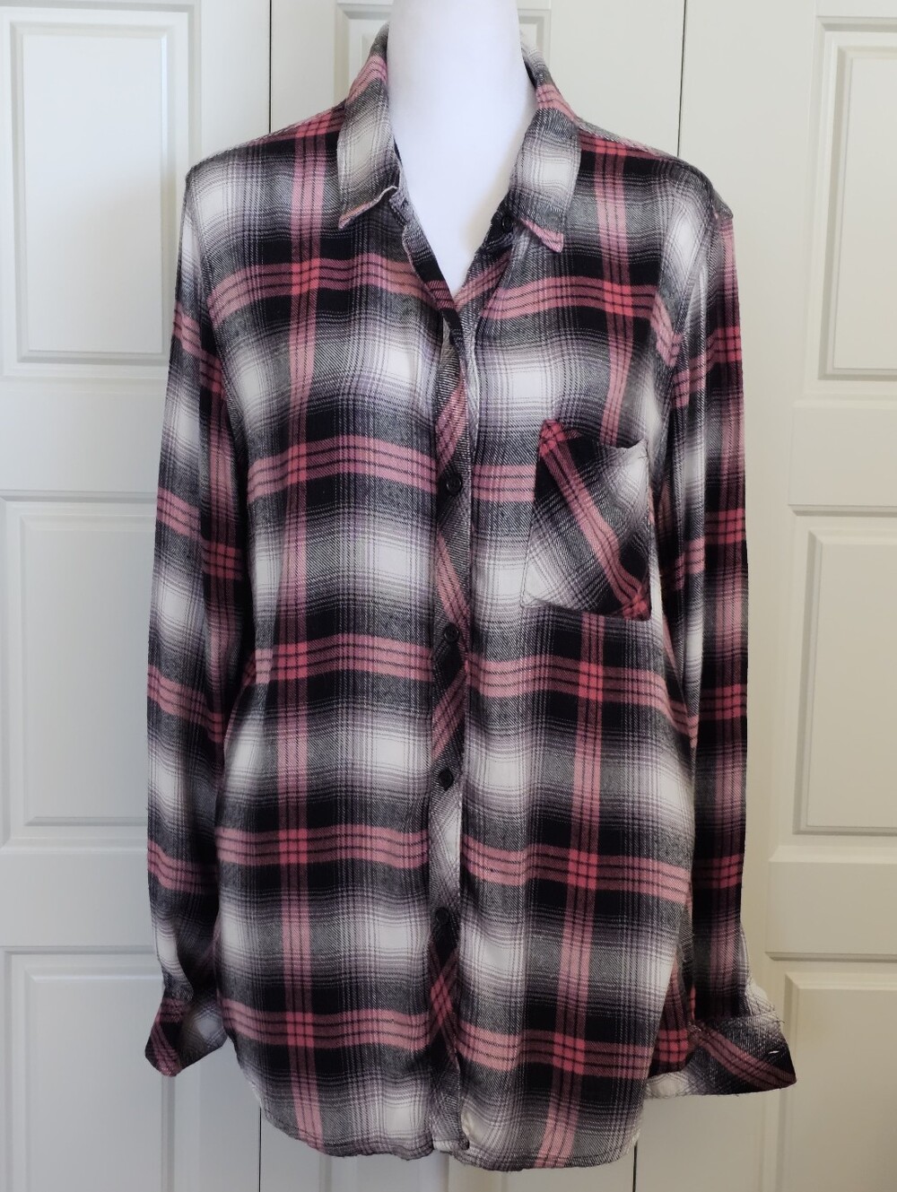 Rails Hunter Black Taffy Plaid Button Down Shirt Large